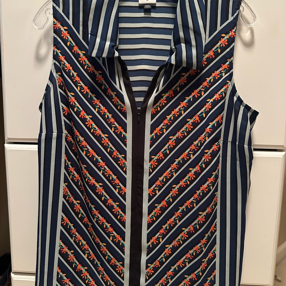 CAbi Blue and White Sleeveless Button Down Top